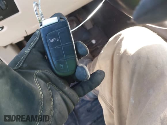 ✅ 2014 Jeep Grand Cherokee Laredo • VIN: 1C4RJFAGXEC268742 • Лот: 43713314. Опубликован ранее на IAAI с пробегом 169 777 миль. Бесплатный доступ к архиву аукционных продаж из США и подробный отчёт об истории автомобиля на DreamBid. Изображение 11.