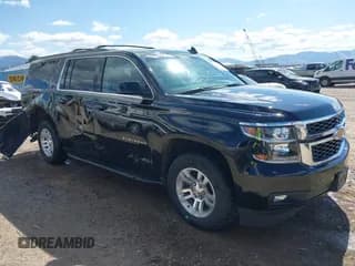 ✅ 2016 Chevrolet Suburban LT • VIN: 1GNSKHKC0GR351352 • Lot: 42200653. Wystawiony na IAAI z przebiegiem 76 996 mil. Bezpłatny archiwum sprzedaży aukcyjnych z USA i szczegółowy raport historii pojazdu na DreamBid. Zdjęcie 1.