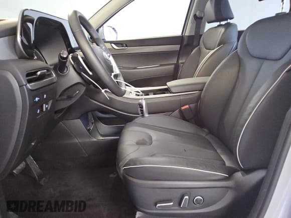 ✅ 2025 Hyundai Palisade SEL • VIN: KM8R24GE6SU844576 • Лот: 88951805. Опубликован ранее на Copart с пробегом 4 853 миль. Бесплатный доступ к архиву аукционных продаж из США и подробный отчёт об истории автомобиля на DreamBid. Изображение 7.