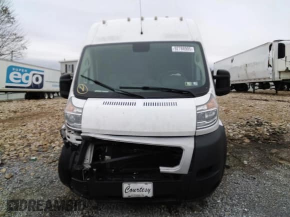 ✅ 2021 Ram ProMaster Cargo • VIN: 3C6LRVDG1ME565708 • Lot: 92788905. Listed on Copart with 70,426 mi. Free auction sales archive from the USA and detailed vehicle history report at DreamBid. Image 5.