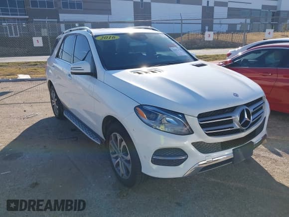 ✅ 2016 Mercedes-Benz GLE 350 • VIN: 4JGDA5JB2GA655708 • Лот: 43862635. Опубликован ранее на IAAI с пробегом 110 701 миль. Бесплатный доступ к архиву аукционных продаж из США и подробный отчёт об истории автомобиля на DreamBid. Изображение 1.