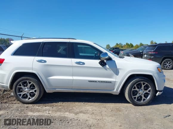 ✅ 2020 Jeep Grand Cherokee Overland • VIN: 1C4RJFCG4LC136022 • Lot: 43332480. Listed on IAAI with 61,238 mi. Free auction sales archive from the USA and detailed vehicle history report at DreamBid. Image 13.