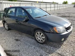 ✅ 2005 Kia Spectra • VIN: KNAFE161155153320 • Лот: 55231794. Опубликован ранее на Copart с пробегом 149 492 миль. Бесплатный доступ к архиву аукционных продаж из США и подробный отчёт об истории автомобиля на DreamBid. Изображение 4.