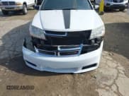 ✅ 2014 Dodge Avenger SE • VIN: 1C3CDZAB4EN111381 • Lot: 41302022. Wystawiony na IAAI z przebiegiem 171 522 mil. Bezpłatny archiwum sprzedaży aukcyjnych z USA i szczegółowy raport historii pojazdu na DreamBid. Zdjęcie 6.