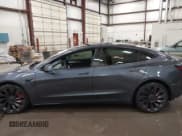 ✅ 2021 Tesla Model 3 Performance • VIN: 5YJ3E1EC3MF044802 • Lot: 41891096. Wystawiony na IAAI z przebiegiem 56 001 mil. Bezpłatny archiwum sprzedaży aukcyjnych z USA i szczegółowy raport historii pojazdu na DreamBid. Zdjęcie 14.