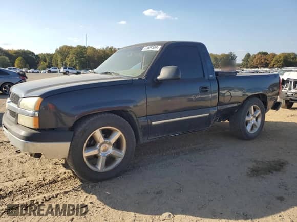 2004 Chevrolet Silverado 1500 LS z VIN 1GCEC14V74Z103166, wystawiony jako Copart lot #77694504 z przebiegiem 327 931 mil mil oraz Czysty tytuł • Clean title. Historia ofert i sprzedaży dostępna na DreamBid. Obrazek 1.