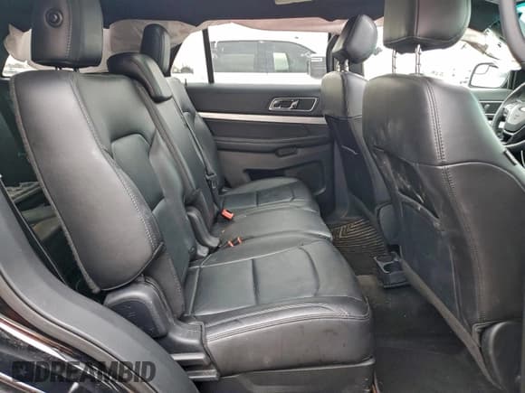 ✅ 2017 Ford Explorer XLT • VIN: 1FM5K8D83HGB51010 • Lot: 93756365. Wystawiony na Copart z przebiegiem 97 248 mil. Bezpłatny archiwum sprzedaży aukcyjnych z USA i szczegółowy raport historii pojazdu na DreamBid. Zdjęcie 11.