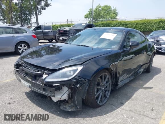 ✅ 2025 Subaru BRZ Limited • VIN: JF1ZDBE10S9700758 • Lot: 42131346. Listed on IAAI with 1,867 mi. Free auction sales archive from the USA and detailed vehicle history report at DreamBid. Image 6.