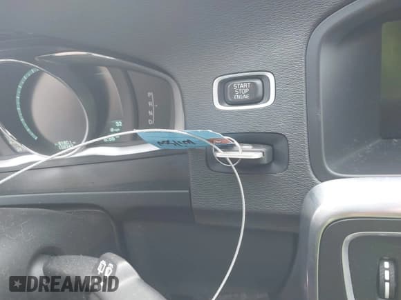 ✅ 2015 Volvo V60 T5 Drive-E Platinum • VIN: YV126MED8F1212989 • Лот: 41694405. Опубликован ранее на IAAI с пробегом 159 243 миль. Бесплатный доступ к архиву аукционных продаж из США и подробный отчёт об истории автомобиля на DreamBid. Изображение 11.