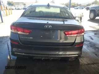 ✅ 2019 Kia Optima LX • VIN: 5XXGT4L33KG283899 • Lot: 86879685. Wystawiony na Copart z przebiegiem 205 360 mil. Bezpłatny archiwum sprzedaży aukcyjnych z USA i szczegółowy raport historii pojazdu na DreamBid. Zdjęcie 6.