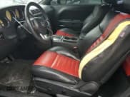 ✅ 2013 Dodge Challenger SXT • VIN: 2C3CDYAG5DH675912 • Лот: 82213544. Опубликован ранее на Copart с пробегом 76 646 миль. Бесплатный доступ к архиву аукционных продаж из США и подробный отчёт об истории автомобиля на DreamBid. Изображение 7.