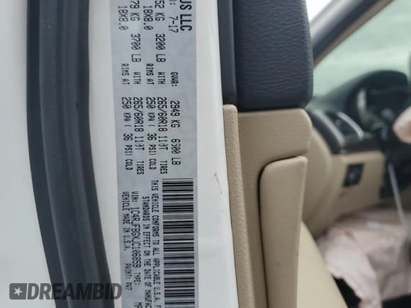 ✅ 2018 Jeep Grand Cherokee Limited • VIN: 1C4RJFBGXJC106859 • Lot: 81468455. Listed on Copart with 87,305 mi. Free auction sales archive from the USA and detailed vehicle history report at DreamBid. Image 14.