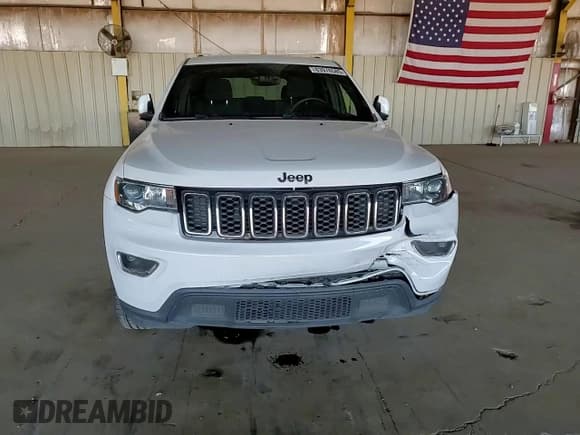 ✅ 2017 Jeep Grand Cherokee Laredo • VIN: 1C4RJEAG9HC916778 • Lot: 83976585. Listed on Copart with 51,194 mi. Free auction sales archive from the USA and detailed vehicle history report at DreamBid. Image 13.