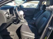 ✅ 2022 Hyundai Kona Limited • VIN: KM8K53A37NU819524 • Лот: 87104535. Опубликован ранее на Copart с пробегом 70 149 миль. Бесплатный доступ к архиву аукционных продаж из США и подробный отчёт об истории автомобиля на DreamBid. Изображение 7.