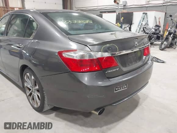 2014 Honda Accord Sport с VIN 1HGCR2F50EA028403, выставлен на аукционе IAAI как лот 43322425 с пробегом 153 701 миль миль и . История ставок и продаж доступна на DreamBid. Изображение 20.