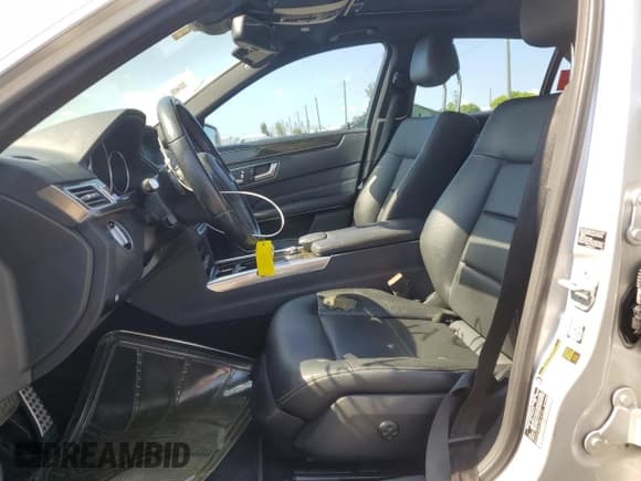 ✅ 2014 Mercedes-Benz E 350 Sport • VIN: WDDHF5KB1EB014746 • Lot: 57410925. Listed on Copart with 93,354 mi. Free auction sales archive from the USA and detailed vehicle history report at DreamBid. Image 7.
