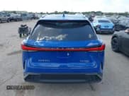 ✅ 2024 Lexus RX 350 • VIN: 2T2BAMCA8RC056073 • Lot: 43083340. Wystawiony na IAAI z przebiegiem 14 885 mil. Bezpłatny archiwum sprzedaży aukcyjnych z USA i szczegółowy raport historii pojazdu na DreamBid. Zdjęcie 15.