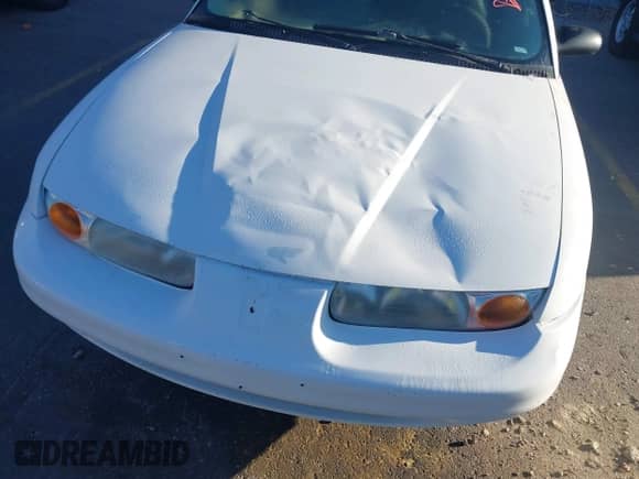 2001 Saturn SL with VIN 1G8ZF528X1Z228973, listed as a IAAI auction lot 43582331 with Not provided miles and . Bid and sale history available at DreamBid. Image 6.