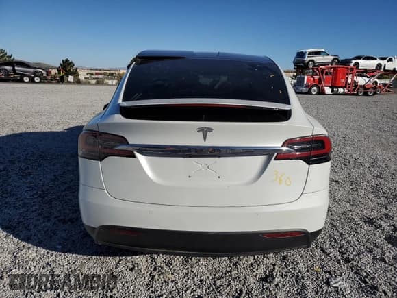 ✅ 2020 Tesla Model X Long Range • VIN: 5YJXCAE23LF260968 • Lot: 85529105. Wystawiony na Copart z przebiegiem 81 958 mil. Bezpłatny archiwum sprzedaży aukcyjnych z USA i szczegółowy raport historii pojazdu na DreamBid. Zdjęcie 6.
