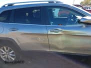 ✅ 2017 Jeep Cherokee High Altitude • VIN: 1C4PJMDB0HW599120 • Lot: 43474432. Listed on IAAI with 97,872 mi. Free auction sales archive from the USA and detailed vehicle history report at DreamBid. Image 17.