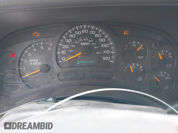 ✅ 2005 Chevrolet Suburban LT • VIN: 1GNFK16Z25J167789 • Лот: 42367356. Опубликован ранее на IAAI с пробегом 267 112 миль. Бесплатный доступ к архиву аукционных продаж из США и подробный отчёт об истории автомобиля на DreamBid. Изображение 7.