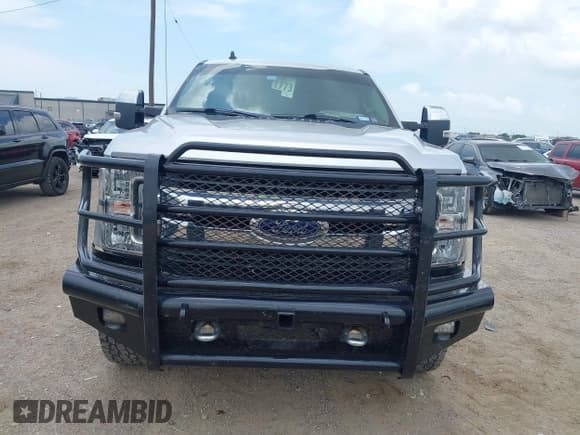 ✅ 2019 Ford F-250 XL • VIN: 1FT7W2BT0KEF68884 • Lot: 42448800. Wystawiony na IAAI z przebiegiem 98 618 mil. Bezpłatny archiwum sprzedaży aukcyjnych z USA i szczegółowy raport historii pojazdu na DreamBid. Zdjęcie 12.