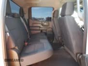 ✅ 2019 Chevrolet Silverado 1500 Custom • VIN: 1GCPYBEH0KZ370607 • Lot: 46802605. Wystawiony na Copart z przebiegiem 112 881 mil. Bezpłatny archiwum sprzedaży aukcyjnych z USA i szczegółowy raport historii pojazdu na DreamBid. Zdjęcie 10.