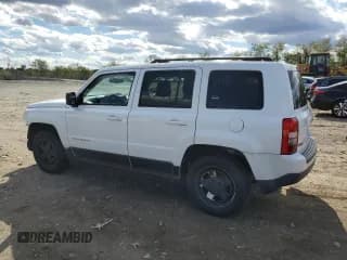 ✅ 2016 Jeep Patriot Sport • VIN: 1C4NJPBA6GD743458 • Lot: 82544005. Wystawiony na Copart z przebiegiem 105 897 mil. Bezpłatny archiwum sprzedaży aukcyjnych z USA i szczegółowy raport historii pojazdu na DreamBid. Zdjęcie 2.
