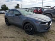 ✅ 2024 Mazda CX-30 Premium • VIN: 3MVDMBDY5RM616352 • Lot: 68625774. Wystawiony na Copart z przebiegiem Nie podano. Bezpłatny archiwum sprzedaży aukcyjnych z USA i szczegółowy raport historii pojazdu na DreamBid. Zdjęcie 4.