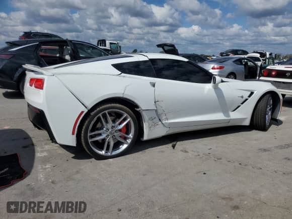 2019 Chevrolet Corvette 1LT z VIN 1G1YA2D79K5114001, wystawiony jako Copart lot #73382024 z przebiegiem 36 551 mil mil oraz Czysty tytuł • Clean title. Historia ofert i sprzedaży dostępna na DreamBid. Obrazek 3.