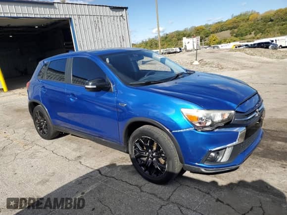 2018 Mitsubishi Outlander ES with VIN JA4AP3AU2JU008835, listed as a Copart auction lot 87295635 with 104,383 mi miles and Clean title. Bid and sale history available at DreamBid. Image 4.