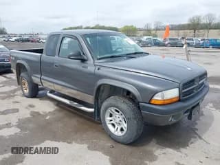 ✅ 2003 Dodge Dakota • VIN: 1D7HG32X53S368523 • Lot: 42072383. Wystawiony na IAAI z przebiegiem 155 976 mil. Bezpłatny archiwum sprzedaży aukcyjnych z USA i szczegółowy raport historii pojazdu na DreamBid. Zdjęcie 1.