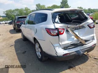 ✅ 2017 Chevrolet Traverse LT • VIN: 1GNKVGKD0HJ216625 • Lot: 42982277. Wystawiony na IAAI z przebiegiem 120 170 mil. Bezpłatny archiwum sprzedaży aukcyjnych z USA i szczegółowy raport historii pojazdu na DreamBid. Zdjęcie 3.