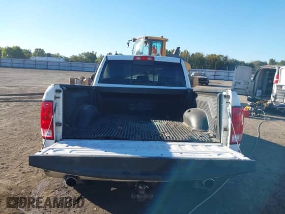 2017 Ram 1500 Big Horn с VIN 1C6RR7GT0HS596918, выставлен на аукционе IAAI как лот 43451036 с пробегом 197 015 миль миль и . История ставок и продаж доступна на DreamBid. Изображение 13.