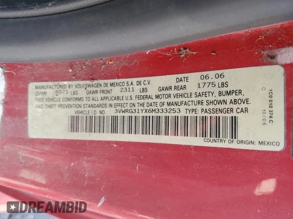 ✅ 2006 Volkswagen Beetle • VIN: 3VWRG31YX6M333253 • Lot: 68888094. Wystawiony na Copart z przebiegiem 149 347 mil. Bezpłatny archiwum sprzedaży aukcyjnych z USA i szczegółowy raport historii pojazdu na DreamBid. Zdjęcie 12.