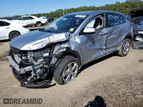 ✅ 2022 Honda HR-V LX • VIN: 3CZRU5H36NM740111 • Lot: 82617885. Wystawiony na Copart z przebiegiem 20 760 mil. Bezpłatny archiwum sprzedaży aukcyjnych z USA i szczegółowy raport historii pojazdu na DreamBid. Zdjęcie 1.