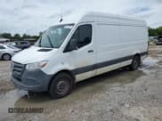 ✅ 2021 Mercedes-Benz Sprinter Cargo • VIN: W1Y40CHY3MT062246 • Lot: 60671345. Listed on Copart with 128,969 mi. Free auction sales archive from the USA and detailed vehicle history report at DreamBid. Image 1.