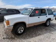 ✅ 1992 Ford Explorer Eddie Bauer • VIN: 1FMDU34X2NUE11927 • Lot: 52094875. Listed on Copart with 53,449 mi. Free auction sales archive from the USA and detailed vehicle history report at DreamBid. Image 1.