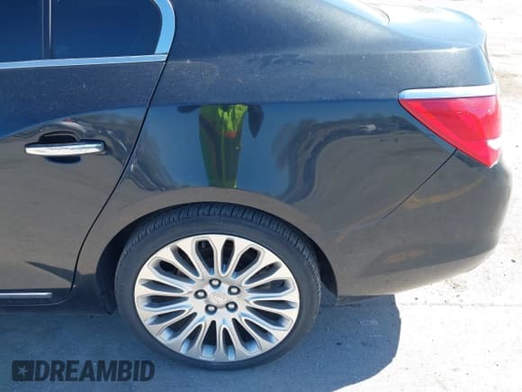 ✅ 2014 Buick LaCrosse Premium II • VIN: 1G4GF5G31EF103390 • Lot: 42144765. Wystawiony na IAAI z przebiegiem 103 966 mil. Bezpłatny archiwum sprzedaży aukcyjnych z USA i szczegółowy raport historii pojazdu na DreamBid. Zdjęcie 17.