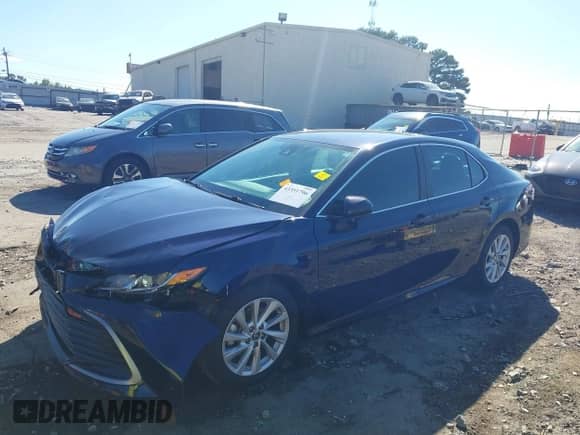 2021 Toyota Camry LE with VIN 4T1C11AK8MU461036, listed as a IAAI auction lot 43351796 with 83,856 mi miles and . Bid and sale history available at DreamBid. Image 17.