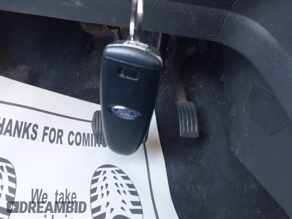 ✅ 2019 Ford Escape SE • VIN: 1FMCU0GD5KUC22647 • Лот: 43544230. Опубликован ранее на IAAI с пробегом 108 143 миль. Бесплатный доступ к архиву аукционных продаж из США и подробный отчёт об истории автомобиля на DreamBid. Изображение 11.