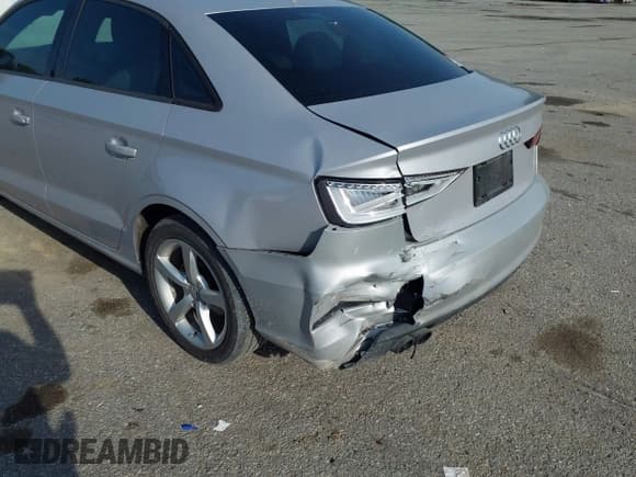 ✅ 2015 Audi A3 Premium • VIN: WAUACGFF8F1116739 • Lot: 42368955. Listed on IAAI with 14,276 mi. Free auction sales archive from the USA and detailed vehicle history report at DreamBid. Image 6.