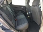 ✅ 2023 Chevrolet Bolt EV 1LT • VIN: 1G1FW6S04P4189417 • Lot: 75527654. Wystawiony na Copart z przebiegiem 18 977 mil. Bezpłatny archiwum sprzedaży aukcyjnych z USA i szczegółowy raport historii pojazdu na DreamBid. Zdjęcie 10.