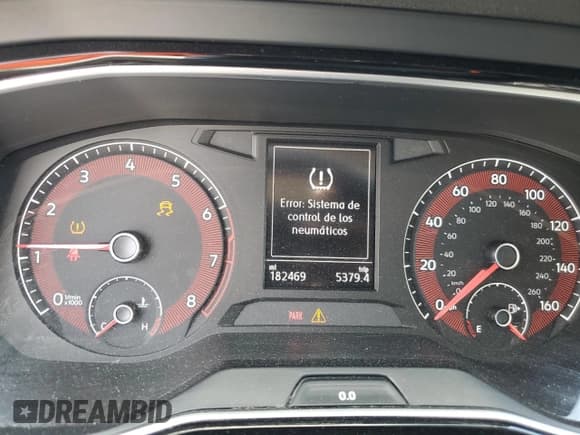 ✅ 2021 Volkswagen Jetta S • VIN: 3VWC57BU6MM014640 • Lot: 68660345. Wystawiony na Copart z przebiegiem 182 469 mil. Bezpłatny archiwum sprzedaży aukcyjnych z USA i szczegółowy raport historii pojazdu na DreamBid. Zdjęcie 9.