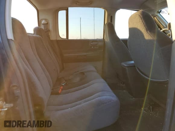 ✅ 2004 Dodge Dakota SLT • VIN: 1D7HG48N54S751729 • Lot: 75337434. Wystawiony na Copart z przebiegiem Nie podano. Bezpłatny archiwum sprzedaży aukcyjnych z USA i szczegółowy raport historii pojazdu na DreamBid. Zdjęcie 10.