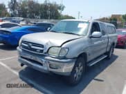 ✅ 2001 Toyota Tundra SR5 • VIN: 5TBRT34151S173183 • Лот: 42725939. Опубликован ранее на IAAI с пробегом 219 903 миль. Бесплатный доступ к архиву аукционных продаж из США и подробный отчёт об истории автомобиля на DreamBid. Изображение 17.