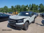 ✅ 2024 Ford Bronco Sport Outer Banks • VIN: 3FMCR9C67RRE19334 • Lot: 43003377. Wystawiony na IAAI z przebiegiem 8 649 mil. Bezpłatny archiwum sprzedaży aukcyjnych z USA i szczegółowy raport historii pojazdu na DreamBid. Zdjęcie 17.