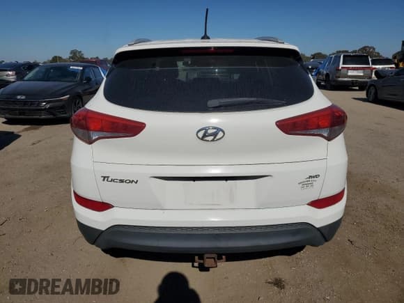 ✅ 2017 Hyundai Tucson SE • VIN: KM8J3CA40HU504739 • Лот: 92613605. Опубликован ранее на Copart с пробегом 196 981 миль. Бесплатный доступ к архиву аукционных продаж из США и подробный отчёт об истории автомобиля на DreamBid. Изображение 6.
