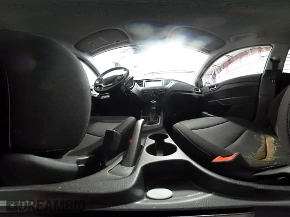 ✅ 2021 Hyundai Accent SE • VIN: 3KPC24A60ME131265 • Лот: 41505729. Опубликован ранее на IAAI с пробегом 83 363 миль. Бесплатный доступ к архиву аукционных продаж из США и подробный отчёт об истории автомобиля на DreamBid. Изображение 18.