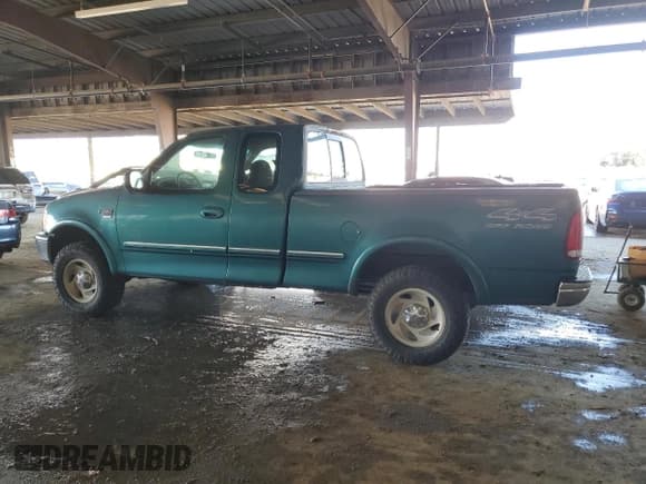 ✅ 1998 Ford F-150 • VIN: 1FTZX18W3WNB15897 • Лот: 46292875. Опубликован ранее на Copart с пробегом 206 579 миль. Бесплатный доступ к архиву аукционных продаж из США и подробный отчёт об истории автомобиля на DreamBid. Изображение 2.